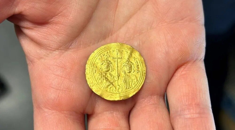 Könnte Jaroslaw den Weisen beunruhigen: In Norwegen entdeckte ein Mann eine 1000 Jahre alte Goldmünze (Foto)