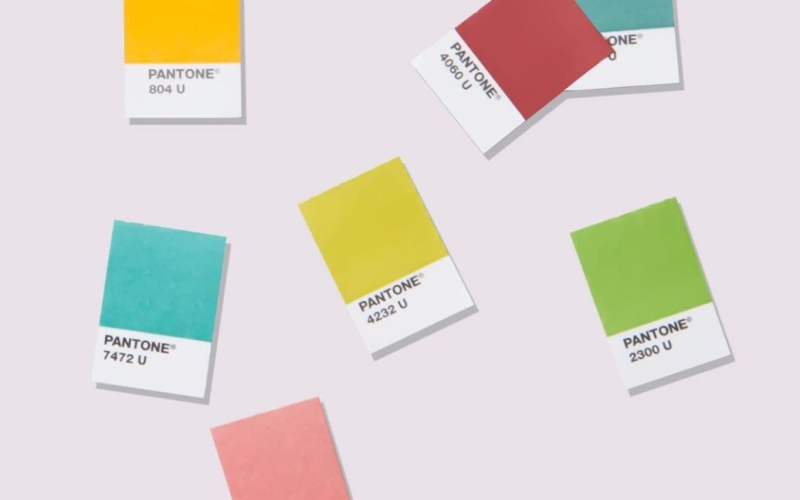 Pantone kündigte das an Hauptfarbe des Jahres 2024 – Foto, Video“ /></p>
<p><strong>Der gewählte Farbton ist „warm und gemütlich“.</strong></p>
<p>Pantone International Color Research Institute nannte die Hauptfarbe des Jahres 2024.</p>
<p>Dies wird auf der Website des Unternehmens angegeben.</p>
<p>Die Farbe heißt 13-1023 Peach Fuzz und wird als „ein samtig zarter Pfirsich, dessen allumfassende Wirkung“ beschrieben wird Geist bereichert Geist, Körper und Herz.“< /p> </p>
<p>„Ein warmer und gemütlicher Farbton, der unseren Wunsch nach Verbindung mit anderen feiert. PANTONE 13-1023 Peach Fuzz stellt einen frischen Ansatz für eine neue Weichheit dar. Anmutig sinnlich ist dies ein herzlicher Pfirsichton, der ein Gefühl von Zärtlichkeit hervorruft und ein Gefühl von Zärtlichkeit vermittelt.“ Fürsorge, Gemeinschaft und Zusammenarbeit“, heißt es in der Botschaft.</p>
<blockquote class=