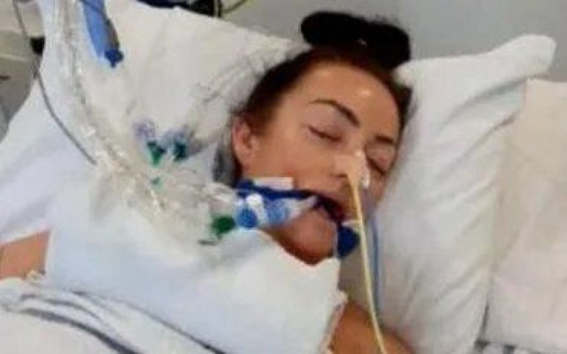 Verstorben 40 Minuten lang erzählte die Frau, was sie sah (Foto)“ /></p>
<p><strong>Die Ärzte gaben ihr nur eine Überlebenschance von 6 %.</strong></p>
<p>Die Eine Frau, die vierzig Minuten tot war, bevor die Ärzte sie wiederbeleben konnten, erzählte, was sie sah.</p>
<p>Metro schreibt darüber.</p>
<p>Kirsty Bortoft bereitete sich auf ein Date mit ihrem Ehemann Stu vor, als er entdeckte sie bewusstlos auf dem Sofa. Er rief die Ärzte an. Obwohl die Ärzte ihrer Familie sagten, dass sie nur eine 6-prozentige Chance habe, die Tortur zu überleben, überlebte Kirsty.</p>
<p>Sie sagte: „Die erste Nacht war entscheidend und es lief nicht gut, als Stu gesagt wurde, dass er es tun sollte Bereite dich darauf vor, dass ich nicht überleben werde.“</p>
<p><img decoding=