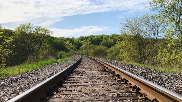 Die Logistik der Eindringlinge wurde gestört. In drei Städten Russlands brannten Unbekannte die Eisenbahn