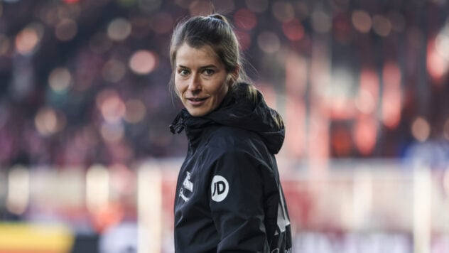 Marie-Louise Eta war die erste Trainerin, die eine Mannschaft in einem Bundesligaspiel leitete