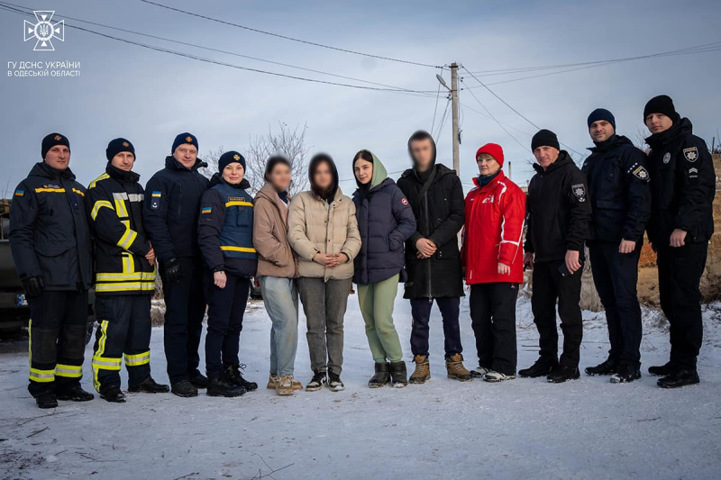 Die ganze Nacht umhergewandert: Vier Teenager, die sich in den Katakomben verirrt hatten, wurden in der Region Odessa gefunden