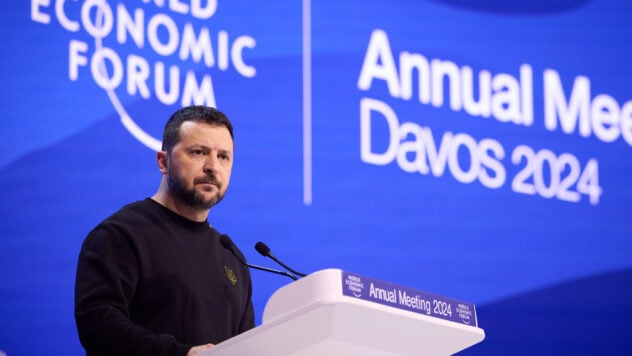 Durch die Anrufe „nicht eskalieren“ haben wir viel Zeit verloren und die erfahrensten Krieger– Zelensky“ /></p>
<p>In seiner Rede auf dem Davos-Forum stellte Präsident <strong>Wladimir Zelensky</strong> fest, dass die Aufforderung „die Situation nicht zu eskalieren“ ein wichtiger Punkt sei. hat vielen ukrainischen Verteidigern das Leben gekostet.</p>
<p>Er bemerkte, dass wir vor der groß angelegten Invasion ständig „Don’t Escalate“ hörten. Die Ukraine forderte aktives Handeln und Sanktionen, um die Ausweitung des Krieges zu verhindern, und als Antwort hörten sie: „Eskalieren Sie die Situation nicht.“</p>
<blockquote>
<p>– Wir haben nach neuen Waffentypen gefragt, und sie haben uns geantwortet : Nicht eskalieren. Doch dann kamen die Waffen und es gab keine Eskalation. Eine russische Rakete ist auf NATO-Territorium eingeschlagen. Die Antwort war wieder: Eskalieren Sie die Situation nicht. Aber eine Vergeltung in diesem Moment könnte Russland viel lehren und dem Westen das nötige Selbstvertrauen geben, Zuversicht, — Zelensky bemerkte.</p>
</blockquote>
<p>Der Präsident glaubt, dass die volle Härte der Sanktionen Putin zu Zugeständnissen zwingen könnte. Aber wegen „Eskalieren Sie die Situation nicht“. Zeit war verloren.</p>
<p>Jetzt schauen sie zu </p>
<p>– Und viele unserer erfahrensten Krieger, die seit 2014 gekämpft haben, sind gestorben, — sagte das Staatsoberhaupt.</p>
</p>
<p>Darüber hinaus erinnerte er daran, dass Erklärungen abgegeben wurden, dass Russland niemals einen grünen Korridor ohne seine Beteiligung zulassen würde. Aber rund 16 Millionen Tonnen Fracht wurden von unseren Häfen aus transportiert.</p>
<blockquote>
<p> – Wir können beweisen, dass Russland den vollständigen Verlust seiner Schwarzmeerflotte akzeptieren wird, die Handelsschiffe terrorisierte. Und wir müssen für die Ukraine einen Vorteil in der Luft erlangen, so wie wir im Schwarzen Meer einen Vorteil erlangt haben, — sagte er.</p>
</blockquote>
<p>Selenskyj fügte hinzu, dass viele Sanktionsmaßnahmen aufgrund einer Flut von Drohungen aus Moskau um Monate, manchmal Jahre verzögert wurden. Während sich keine davon bewahrheitete und „jeder Sturm sich als ihr Bluff herausstellte“.</p>
</p>
<p>Möchten Sie entspannen? Kommen Sie zu Facti.GAMES!</p>
</p></p>
<!-- relpost-thumb-wrapper --><div class=