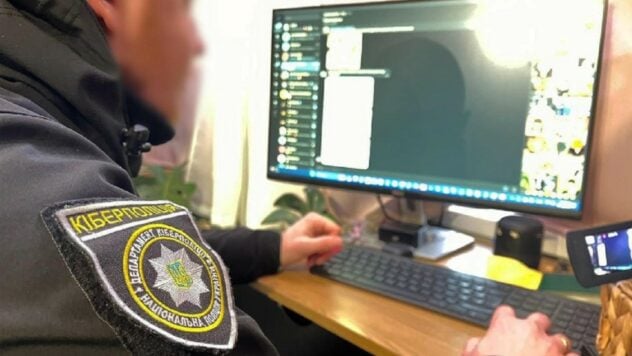 Infizierte die Server eines bekannten US-Unternehmens: Cyber-Polizei und Ermittler der National Police entlarvte einen Hacker aus Nikolaev“ /></p>
<p>Strafverfolgungsbeamte führten Durchsuchungen durch und stoppten die Aktivitäten eines Hackers aus Nikolaev, der die Server eines bekannten amerikanischen Unternehmens mit einem Miner-Virus infizierte.</p>
<p>Dies wurde von der Cyber-Polizei gemeldet.</p>
<blockquote>
<p>&#8212 ; Ab 2021 infizierte ein Mann die Server eines der weltweit größten E-Commerce-Unternehmen. Zuerst hat der Hacker „gehackt“. 1500 Nebenkonten. Dazu nutzte der Angreifer eine selbst entwickelte Software zur automatischen Passwortauswahl — sogenannte „rohe Gewalt“, — informiert die Abteilung.</p>
</blockquote>
<p>Mithilfe kompromittierter Konten verschaffte sich der Hacker Zugriff auf das Servicemanagement. Anschließend entwickelte der Angeklagte einen Computer-Viren-Miner zum Schürfen von Kryptowährungen, mit dem er heimlich die Serverausrüstung des Unternehmens infizierte. Um den Betrieb der Schadsoftware sicherzustellen, hat der Hacker mehr als 1 Million virtuelle Computer erstellt.</p>
<p>Jetzt beobachten </p>
<p>Es wurde festgestellt, dass der Mann im Laufe von mehr als zwei Jahren krimineller Aktivitäten fast 2 Millionen US-Dollar an Kryptowährungen abgehoben hat kontrollierte elektronische Geldbörsen, was einem Gegenwert von mehr als 75 Millionen UAH entspricht.</p>
<p>Bei einer Durchsuchung der Räumlichkeiten des Hackers wurden Computerausrüstung, Bank- und SIM-Karten, elektronische Speichermedien und andere Beweise für illegale Aktivitäten beschlagnahmt. </p>
<p>Das Strafverfahren wurde nun gemäß Teil 5 EL eröffnet. 361 (Unerlaubte Eingriffe in die Arbeit von Informationen (automatisiert), elektronischer Kommunikation, Informations- und Kommunikationssystemen, elektronischen Kommunikationsnetzen) des Strafgesetzbuches der Ukraine. Die Ermittlungen dauern an.</p>
</p>
<p>Möchten Sie sich entspannen? Kommen Sie zu Facti.GAMES!</p>
</p></p>
<!-- relpost-thumb-wrapper --><div class=