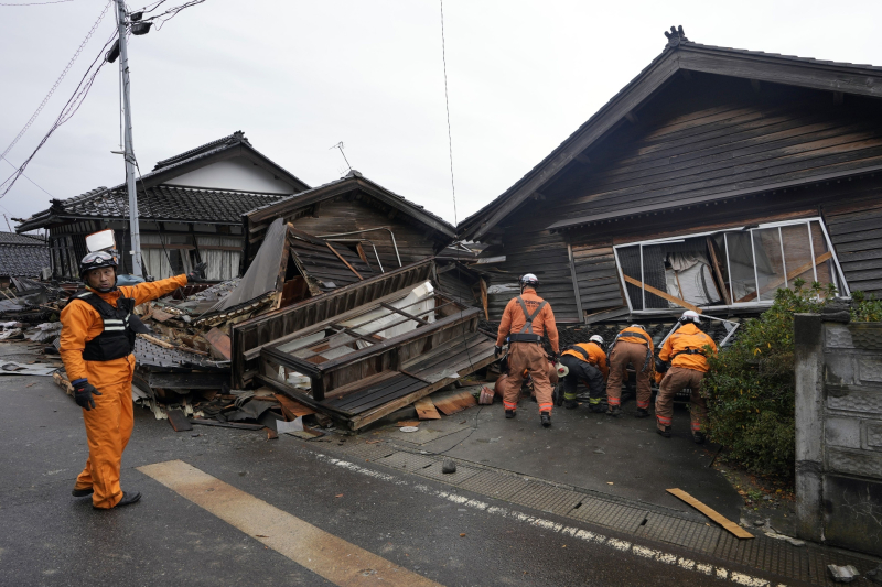 Starkes Erdbeben in Japan: Die Zahl der Todesopfer ist gestiegen, Hunderte Menschen werden vermisst (Foto)