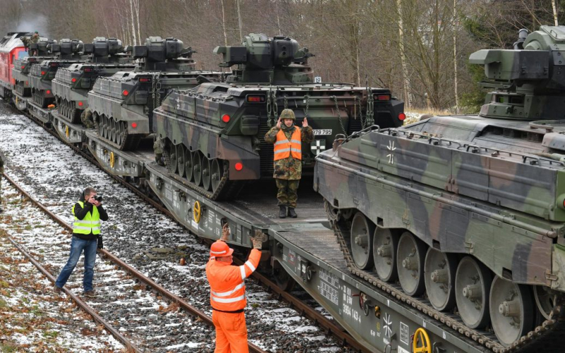 Gepanzerte Personentransporter und Drohnen: Deutschland hat das Paket der Militärhilfe für die Ukraine aktualisiert (Liste)