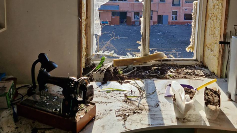 Luftangriffe auf Kupjansk am 17. Februar: weitere wurden unter den Trümmern hervorgezogen, einer tot, es gibt Verletzte“ /></p>
<p>Foto: Regionalstaatsanwaltschaft Charkiw</p>
<p><img decoding=
