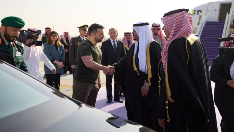 Zelensky in Saudi-Arabien, Zerstörung der russischen Su-34 und der Abzug der ukrainischen Streitkräfte aus zwei Dörfern: Hauptnachrichten vom 27. Februar