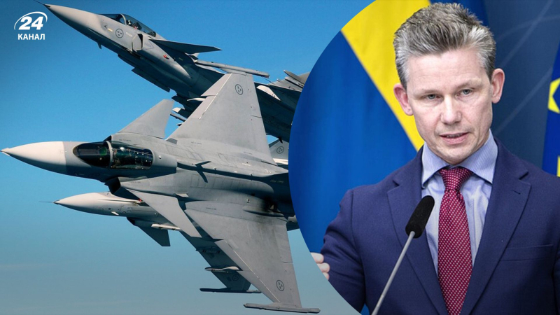 Die Diskussionen laufen, – Schwedisches Ministerium für Verteidigung über die Lieferung von Gripen-Flugzeugen an die Ukraine“ /></p>
<p>Das schwedische Verteidigungsministerium schließt die Lieferung von Gripen an die Ukraine nicht aus/Collage 24 Channel</p>
<p _ngcontent-sc91 class=