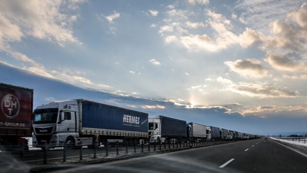 Der Transport von Lastwagen von der Ukraine nach Polen ist in fünf Richtungen vollständig blockiert – Staatsgrenzschutz Service