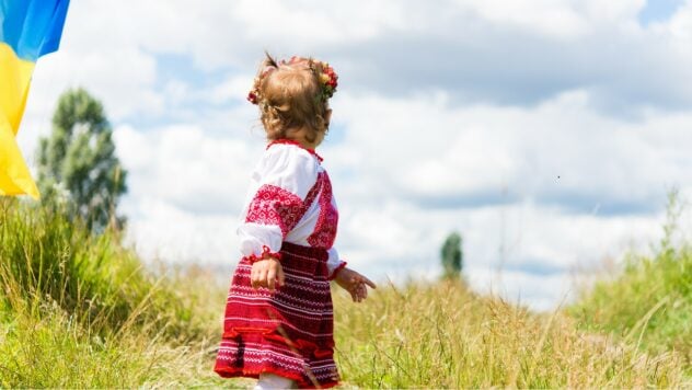 So beantragen Sie einen ausländischen Reisepass für ein Kind in der Ukraine: Wo beantragen, Fristen und Dokumente