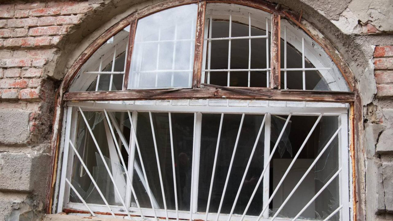 Explosionen in Charkow am 27. April: Alles, was über den Angriff bekannt ist das Territorium eines psychiatrischen Krankenhauskrankenhauses“ /></p>
<p>Foto: Oleg Sinegubov</p>
<p><img decoding=