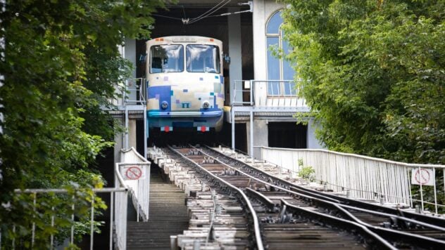 Ein Teenager wurde an einer Seilbahnstation in Kiew getötet: Was ist über die Tragödie bekannt