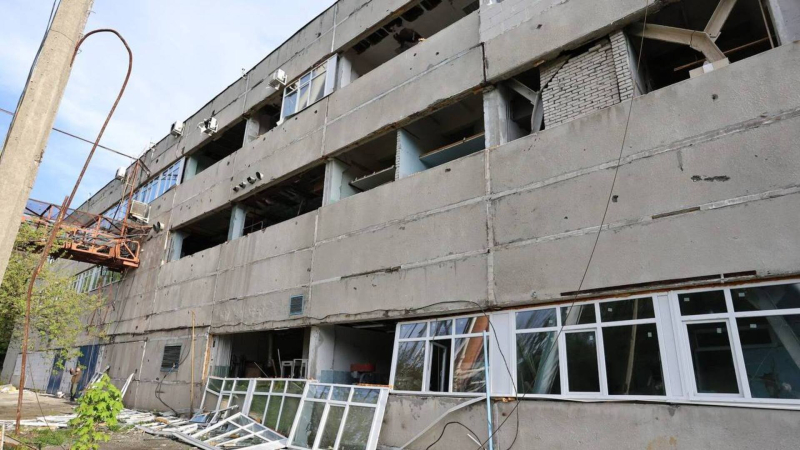 Streik im Fernsehen Turm in Charkow am 22. April: Fotos und was über die Zerstörung bekannt ist 