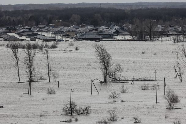 Die schlimmste Überschwemmung in der Geschichte der Russischen Föderation: Wasser hat große Städte Russlands vollständig überschwemmt (Foto)