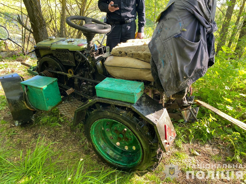 In der Region Sumy ein 57-Jähriger Mann auf einem selbstgebauten Traktor ertrank im Fluss 