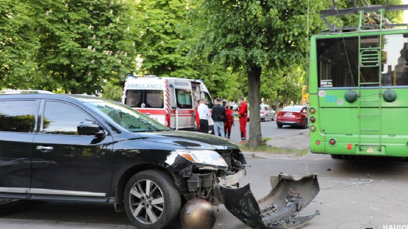 Verkehrsunfall in Tscherkassy: Ein Feuerwehrauto fuhr in einen Trolleybus, ein Kind war unter den Opfern“ /></p>
<p>< p><img decoding=