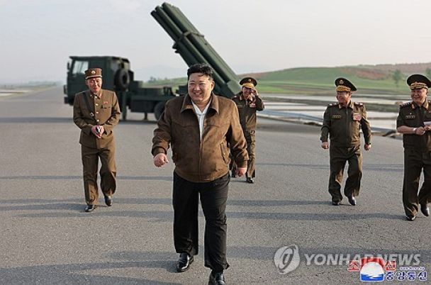 Stärker als Grads: Nordkorea kann die Russische Föderation mit neuen Mehrfachraketensystemen beliefern - Medien