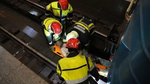 In Kiew wurde ein Passagier von einer U-Bahn angefahren: was bekannt ist