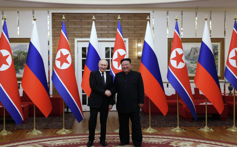 Putin und Kim Jong-in unterzeichneten eine Vereinbarung über eine „umfassende strategische Partnerschaft““ /></p>
<p>Treffen zwischen Putin und Kim Jong-in/Foto aus russischen Medien</p>
<p ​​_ngcontent-sc93 class=