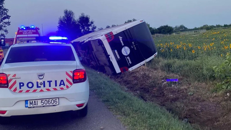 Ein Bus mit Ukrainern in Rumänien hatte einen Unfall: Ein Passagier sagt, der Fahrer sei am Steuer eingeschlafen