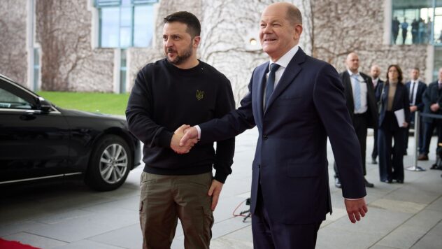 Selensky ist in Deutschland angekommen: Verhandlungen mit Scholz und ein Treffen mit Steinmeier sind geplant