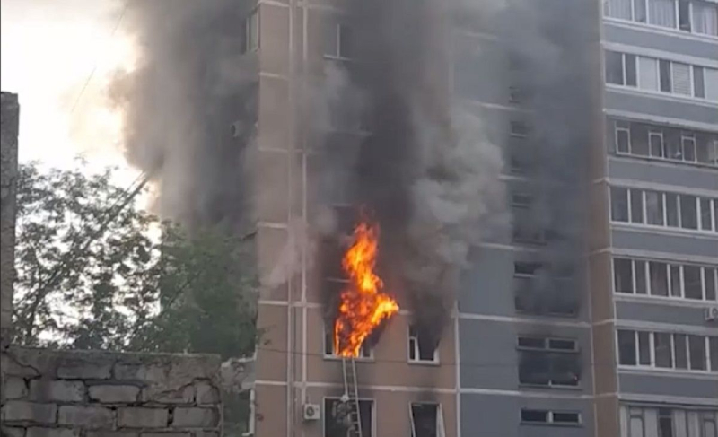 Im russischen Uljanowsk kam es zu einer starken Explosion In einem Hochhaus gibt es Tote“ /></p>
<p>Im russischen Uljanowsk kam es zu einer heftigen Explosion in einem Hochhaus/Screenshot aus Video</p>
<p _ngcontent-sc107 class=