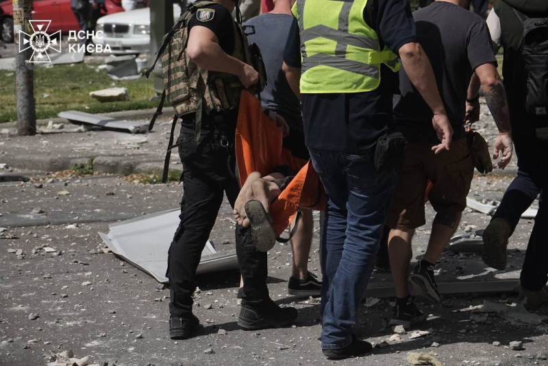 Explosionen in Kiew am 8. Juli: 27 Tote, Dutzende Verletzte und erhebliche Zerstörungen