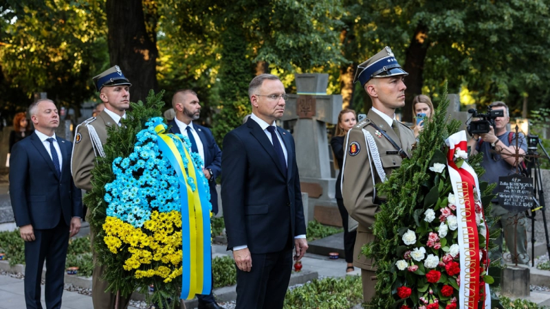 Andrzej Duda ehrte das Andenken der UPR-Soldaten in Warschau