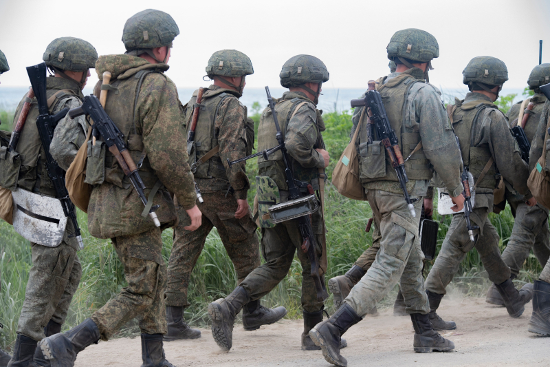 In Russland werden Wehrpflichtige gezwungen, Verträge zu unterzeichnen , mit der Drohung, sie nach Kursk zu schicken“ /></p>
<p>Rekruten aus der Region Kursk werden gezwungen, Verträge zu unterzeichnen/Shutterstock</p>
<p _ngcontent-sc199 class=