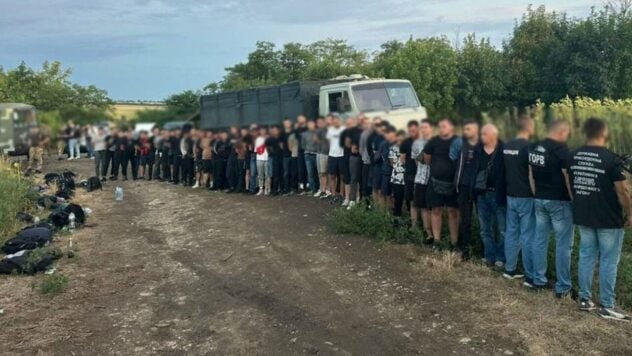 Operation Mitten: Ein KAMAZ mit fünfzig Wehrdienstverweigerern wurde in der Region Odessa festgehalten