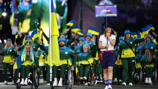 Eröffnung der Paralympics 2024: Das ukrainische Team wurde mit Standing Ovations begrüßt