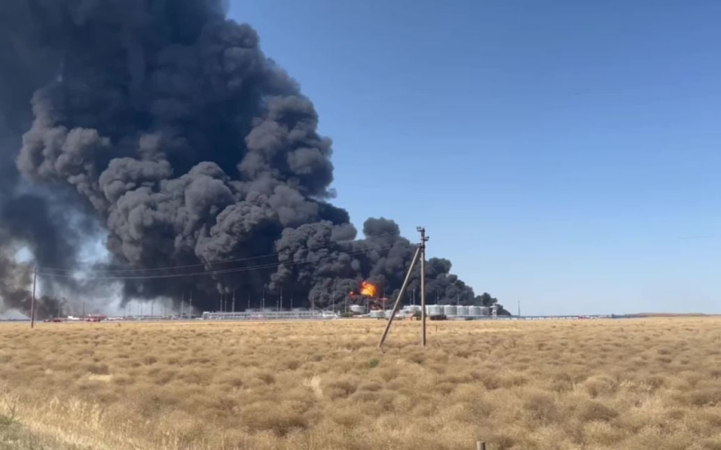 Ein weiterer Treibstofftank explodierte in einem Öllager in der Region Rostow (Video)