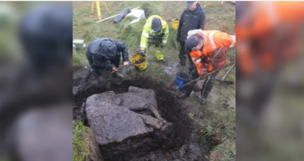 Ein einzigartiges Grab aus der Bronzezeit: Archäologen waren von einer Entdeckung in den englischen Sümpfen verblüfft (Foto)