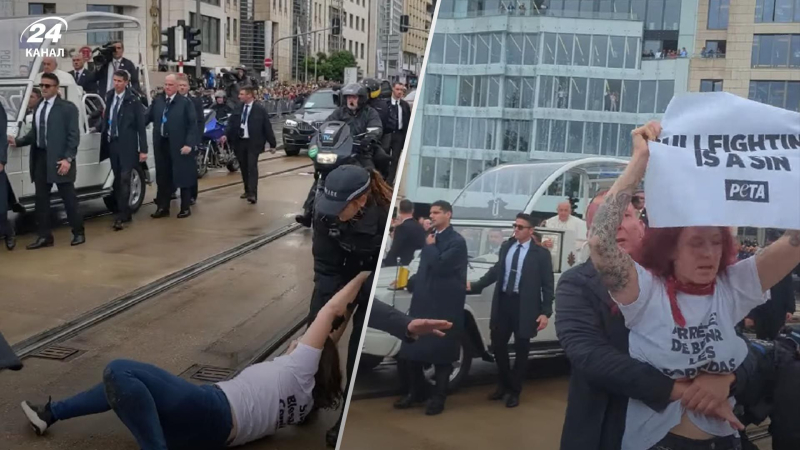 Tieraktivisten griffen die Autokolonne des Papstes an und forderten, „mit der Folter von Bullen aufzuhören““ /></p>
<p>Die Wagenkolonne des Papstes wurde von Tierschützern angegriffen/Collage von Channel 24/Video-Screenshot</p>
<p _ngcontent-sc159 class=