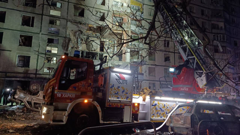 Explosionen in Charkow: Russland hat ein Hochhaus getroffen, ein Kind starb, 30 Opfer“ />< /p>Foto: Kharkivska OVA</p>
<p><img decoding=