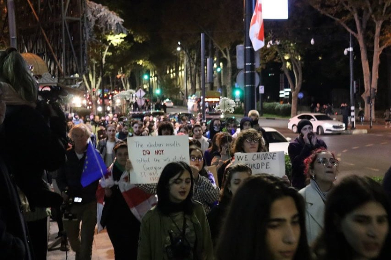 Wir wählen Europa, nicht Russland: In Tiflis protestierten Studenten vor dem Parlament