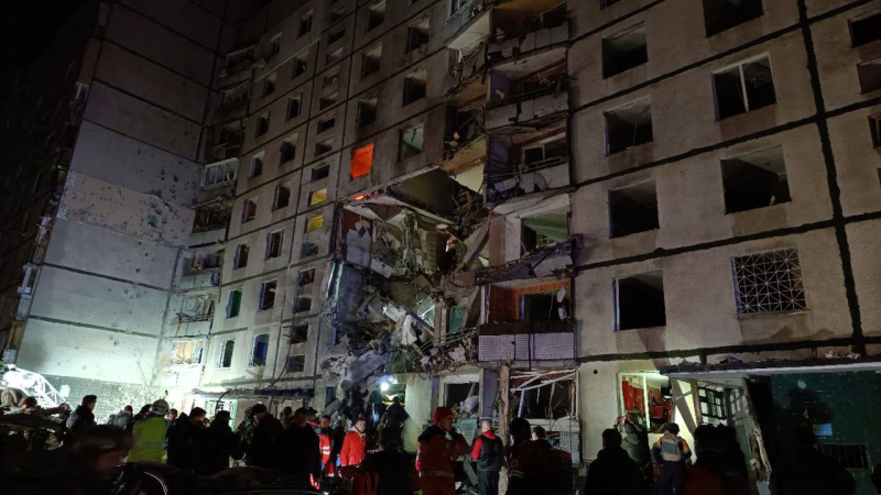 Explosionen in Charkow: Russland hat ein Hochhaus getroffen, es gibt Tote, 35 Verletzte