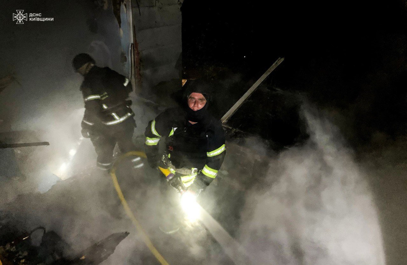 Explosionen in der Region Kiew: Herabfallende Trümmer töteten eine Frau und verletzten ein Kind