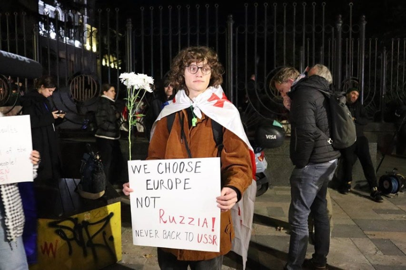 Wir wählen Europa, nicht Russland: In Tiflis protestierten Studenten vor dem Parlament