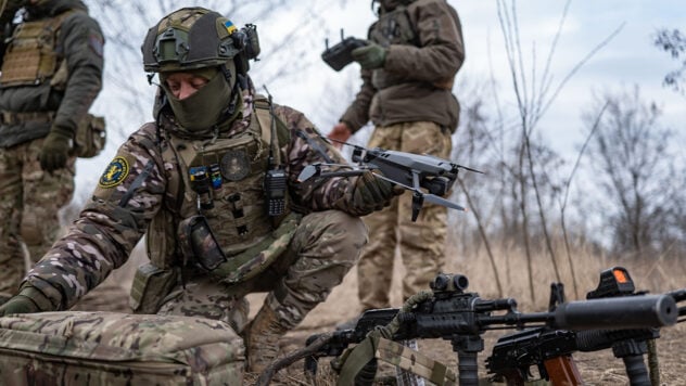 Die Fallschirmjäger sind fest in Position: 25. Luftlandebrigade DShV über die Lage in Richtung Pokrowski