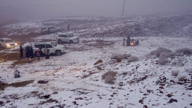 Zum ersten Mal fiel Schnee in der Wüste Saudi-Arabiens – Medien