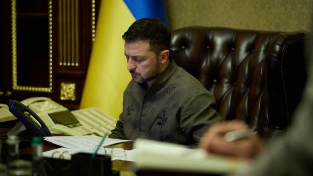 Zelensky versammelte Hauptquartier: Besprochene Arbeit mit Syrien nach dem Sturz des Assad-Regimes