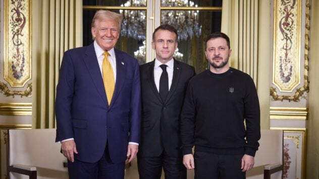 Trump will Russlands Krieg in der Ukraine wirklich stoppen: der Chef des OP über das Treffen in Paris“ />< /p> </p>
<p>Nach dem Treffen in Paris mit dem Präsidenten der Ukraine<strong>Wladimir Selenskyj</strong>Mit dem gewählten US-Präsidenten <strong>Donald Trump</strong> besteht Einvernehmen darüber, dass der Republikaner wirklich versucht, Russlands Krieg in der Ukraine zu stoppen.</p>
<p>Dies erklärte der Chef der Präsidialamt <strong>Andrey Ermak</strong> im Interview mit dem Karpyak-Projekt auf Suspilny.</p>
<h2>Trump will den russischen Krieg in der Ukraine stoppen</h2>
<p>Laut Ermak will Trump den Krieg durch die Schaffung eines gerechten Friedens beenden. Er fügte hinzu, dass das Gespräch zwischen den drei Präsidenten in Paris eine Reaktion auf die Lügen der russischen Propaganda sei, dass die Ukraine angeblich keinen Frieden wolle.</p>
<p>Sie beobachten jetzt </p>
<p>Als er über den Dialog mit Washington sprach, sagte Ermak, dass dies der Fall sei Es ist wichtig<strong>heute Pläne zu machen und die Schritte</strong>, die die neue Regierung umsetzen will, <strong>sind allgemeiner Natur</strong></p>
<blockquote>
<p>– Damit sie uns hören, damit sie wirklich — und das ist nicht nur — Sehr schnell könnten sie alle Informationen für drei Jahre erhalten, sie könnten aus erster Hand Informationen darüber erhalten, was heute an der Front passiert, all die Risiken dieses ganzen Geredes über eine Art Waffenstillstand, nur einen Waffenstillstand, ohne jegliche Garantien, &#8212 ; sagte er.</p>
</blockquote>
<p>Er fügte hinzu, dass es notwendig sei, dass Kiews Position in Bezug auf Garantien klar verstanden werde, weil es für uns sehr wichtig sei, diesen Krieg mit einem gerechten Frieden zu beenden.</p>
<p>Ermak hält es für gut, dass bereits vor seiner Amtseinführung im Januar vorbereitende Beratungen mit dem Trump-Team stattfinden.</strong></p>
<p>Dies ermöglicht es den Parteien, mit der Arbeit zu beginnen zu bestimmten Themen unmittelbar nach dem 20. Januar. Das Hauptthema sei die Beendigung des Krieges in der Ukraine, aber unter den Bedingungen eines gerechten Friedens, erklärte der Beamte.</p>
<p>Beachten Sie, dass die Medien die Einzelheiten von Selenskyjs Treffen mit Trump in Paris enthüllten. Ihren Informationen zufolge wies der Präsident der Ukraine auf die Bedeutung von Sicherheitsgarantien für uns in jedem Abkommen zur Beendigung des Krieges mit Russland hin.</p>
</p></p>
<!-- relpost-thumb-wrapper --><div class=