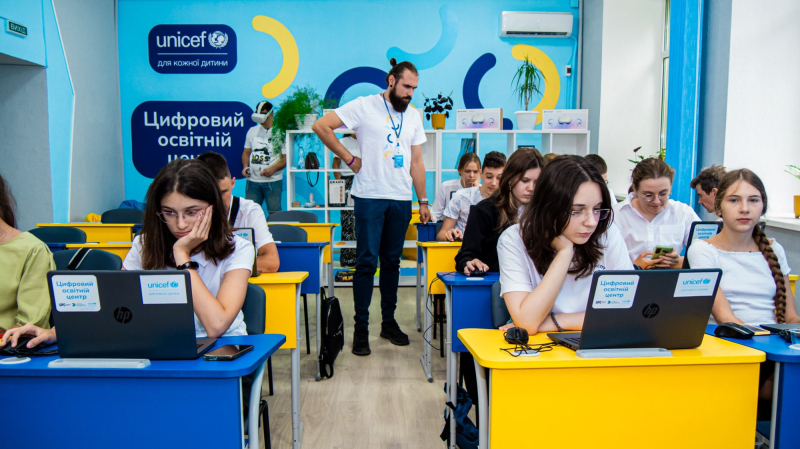  Wichtigste Errungenschaften und Innovationen der ukrainischen Bildung im Jahr 2024 genannt: /></p>
</p>
</p></p>
<!-- relpost-thumb-wrapper --><div class=