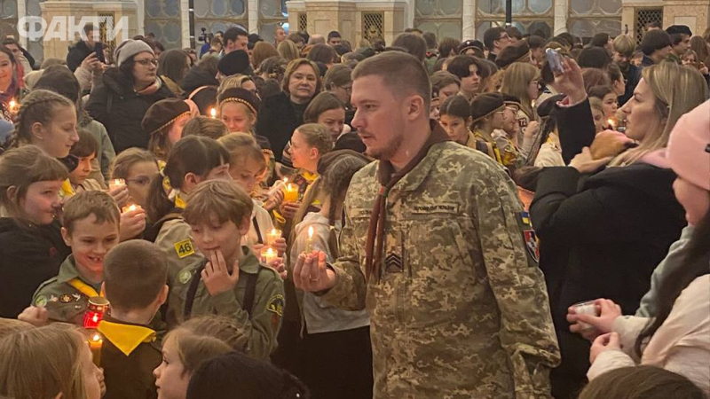 Bethlehem: Friedenslicht in die Ukraine gebracht