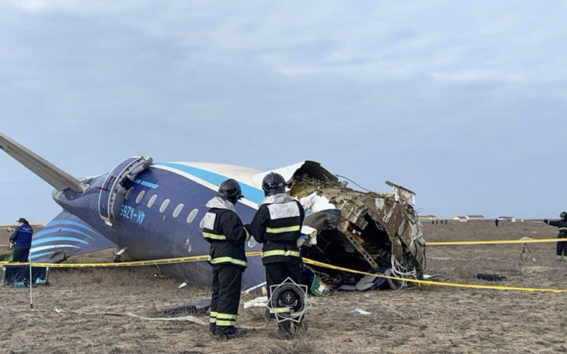 Der Absturz des aserbaidschanischen Flugzeugs auf dem Weg nach Grosny: Wie wird Präsident Aliyev reagieren - Experte