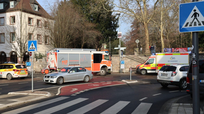 Mann, der eine Kindergartengruppe angegriffen hat in Bayern und hat ein Kind erstochen, ist psychisch krank, – Medien