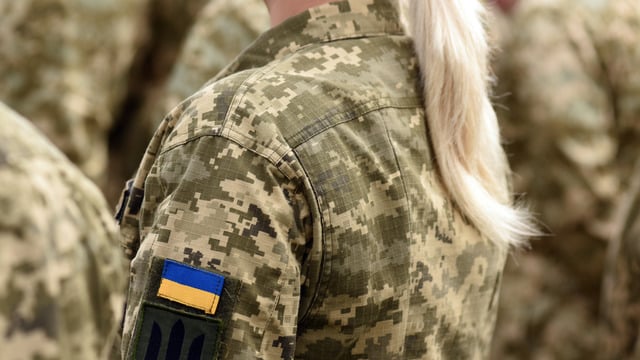 Für Frauen nach Belieben: Rada unterstützte das Gesetz zur militärischen Grundausbildung