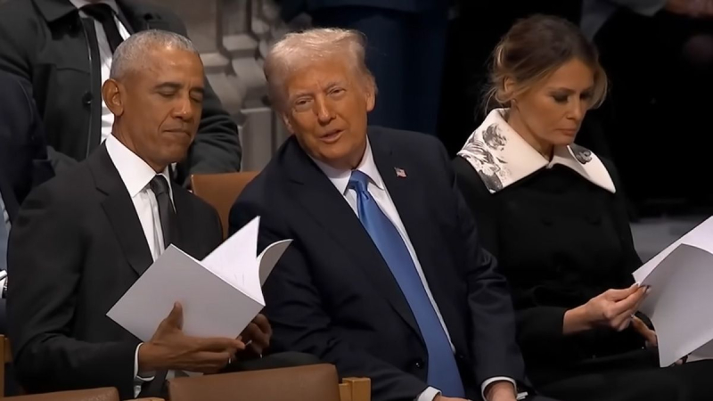 Von den Lippen ablesen: Was Obama und Trump bei Jimmy Carters Beerdigung flüsterten